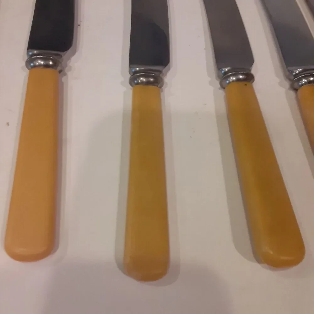 Vintage Friar Mark Geo Gill & Sons Sheffield Butter Knives x 8